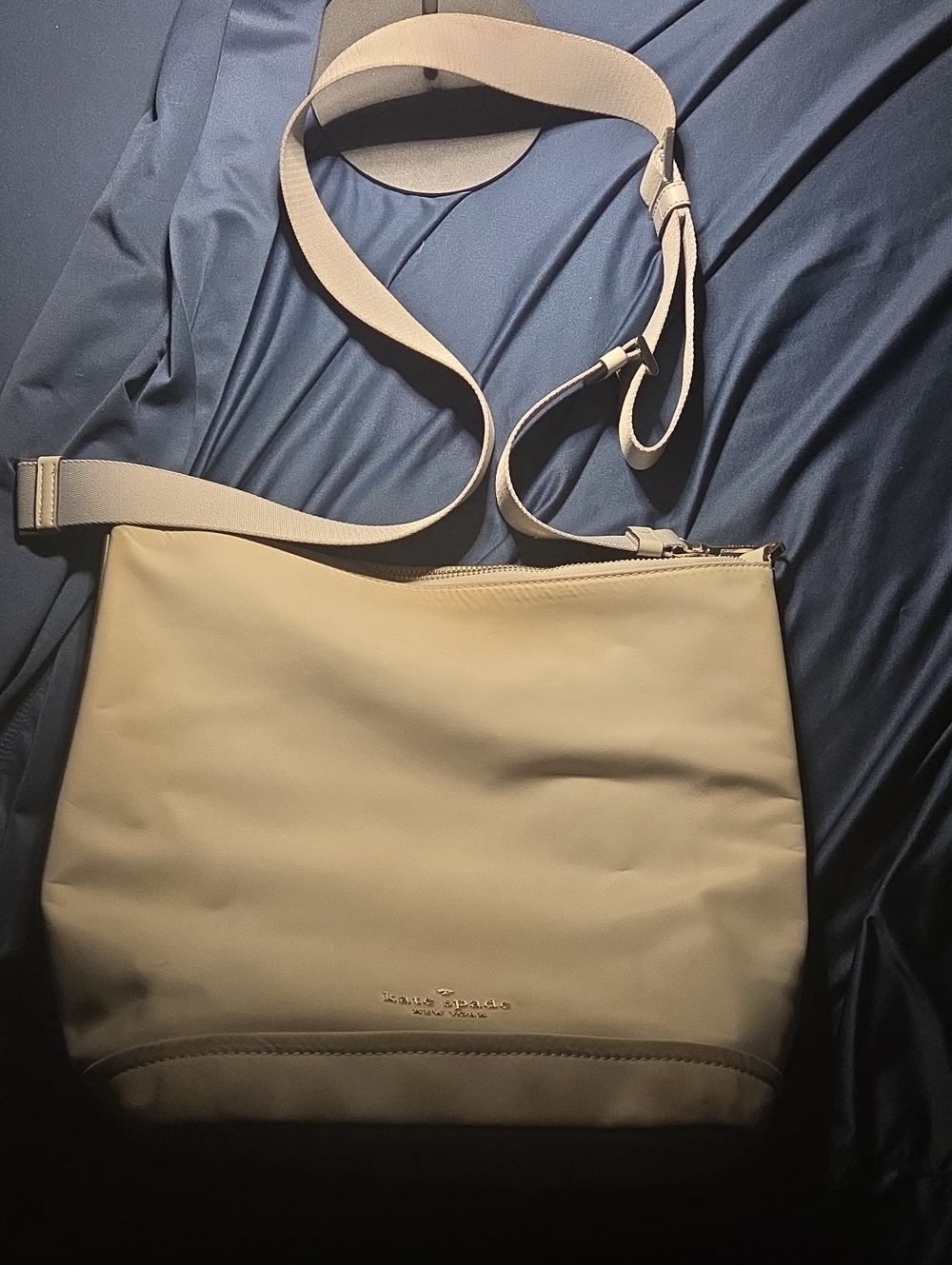 kate spade Pewtee crossbody bag with adjustable strap